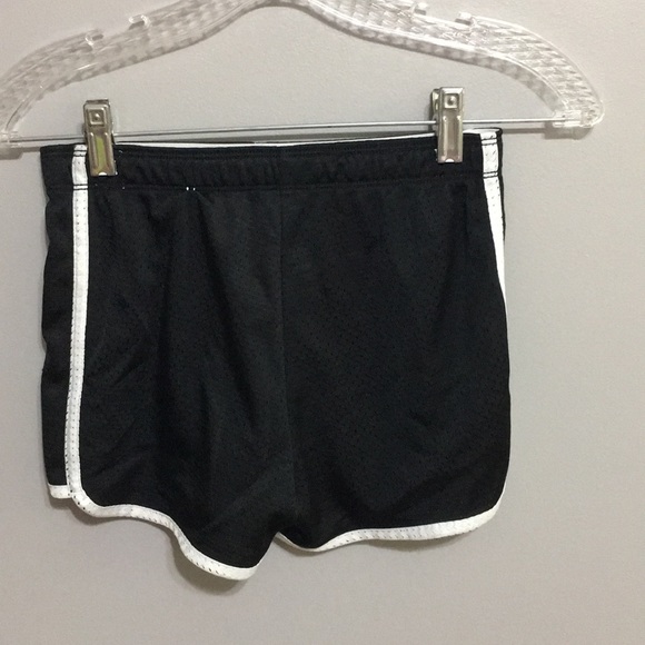 Justice shorts size 10 - Picture 2 of 3